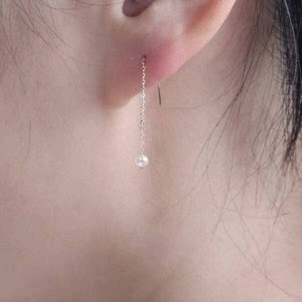 Dainty Minimalist Pearl Threader Earrings