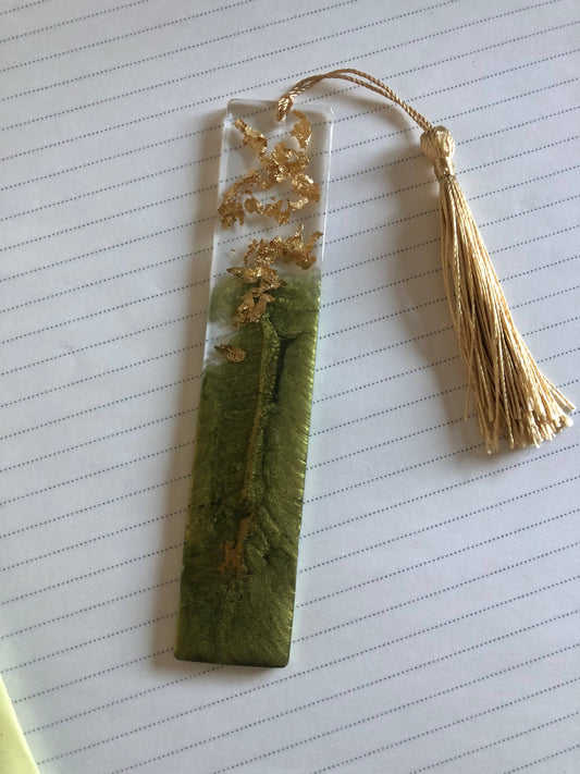 Slytherin-esque Green & Gold Bookmark
